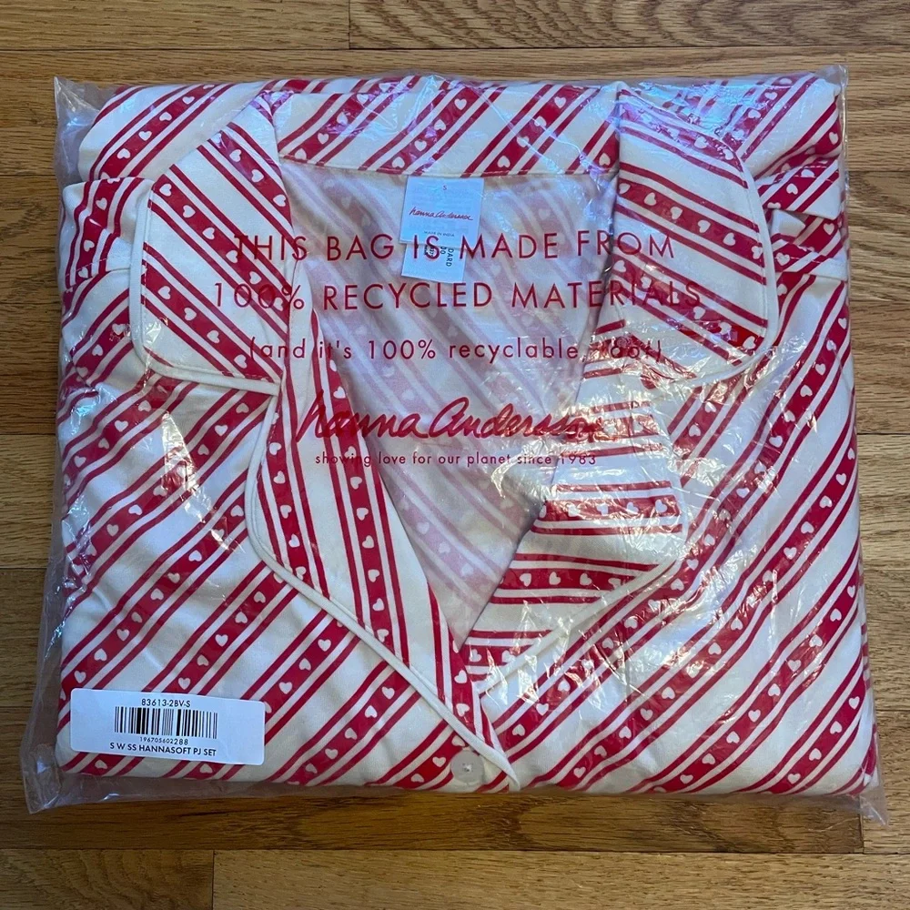 Hanna Andersson Women's Short Sleeve HannaSoft™ Pajama Set - Picture 2 of 7